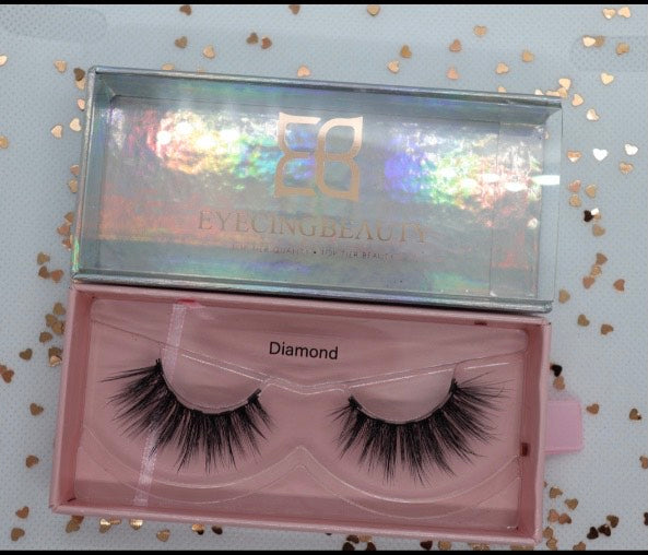 Diamond - Eyecing Beauty